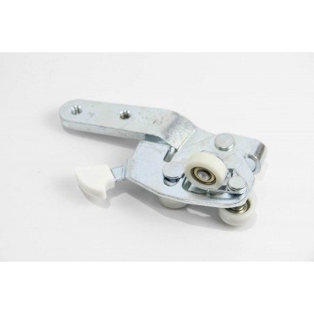 Ролик зсувних дверей GOODREM для Ducato, Boxer 02-06 нижній (з кронштейном) RM8029