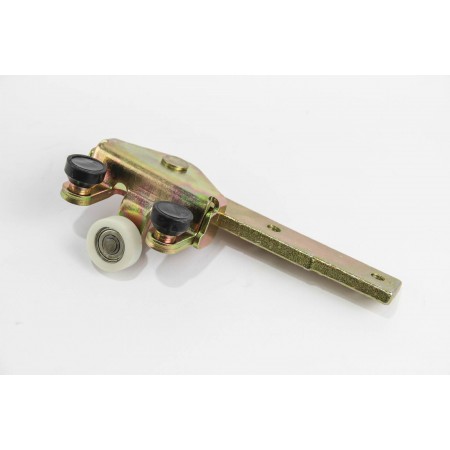 Ролик зсувних дверей GOODREM для MB Vito (W638) 96-03 нижній (з кронштейном) RM8036