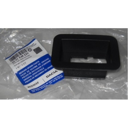 Фиксатор крышки бардачка RENAULT Logan 6001548220